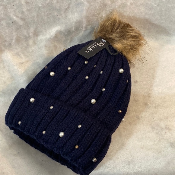 Black Knit Faux Pearl And Beaded Bling Warm And Snug Beanie - Picture 1 of 11